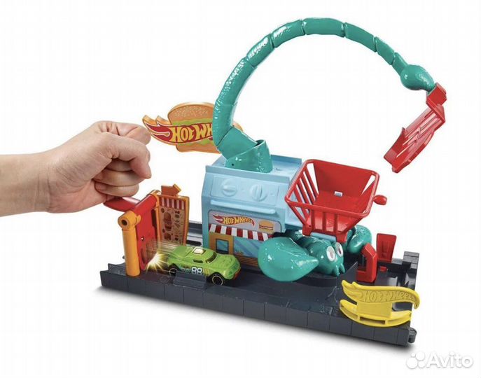 Пусковой трек Hot Wheels Скорпион