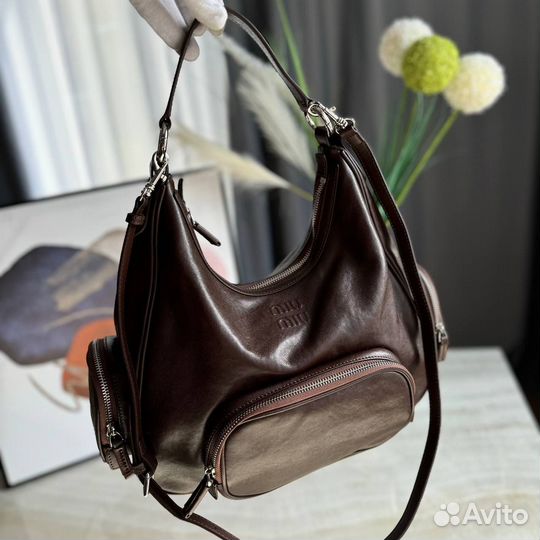 Сумка Miu Miu женская кожаная