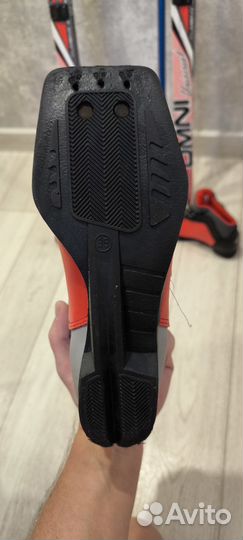 Лыжные ботинки