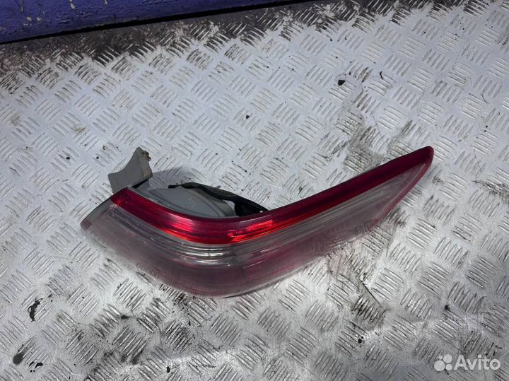 Фонарь задний правый Toyota Camry XV40 2010