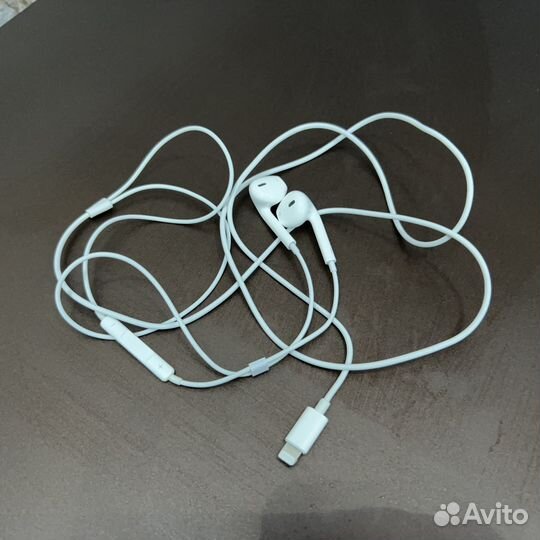 Airpods lightning