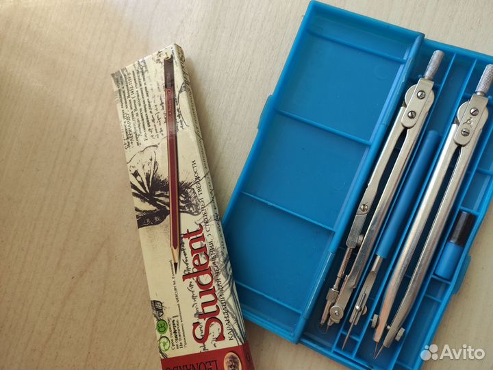 Держатель перьевой, перья плакатные