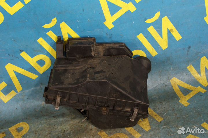 Корпус воздушного фильтра mitsubishi carisma