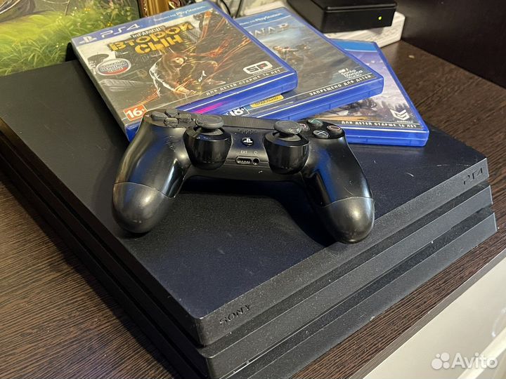 Sony playstation 4 Pro 1Tb