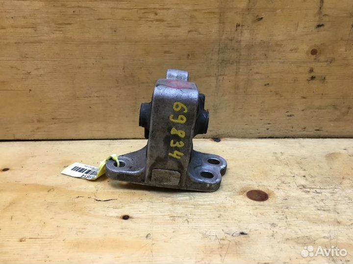 Подушка двигателя subaru legacy