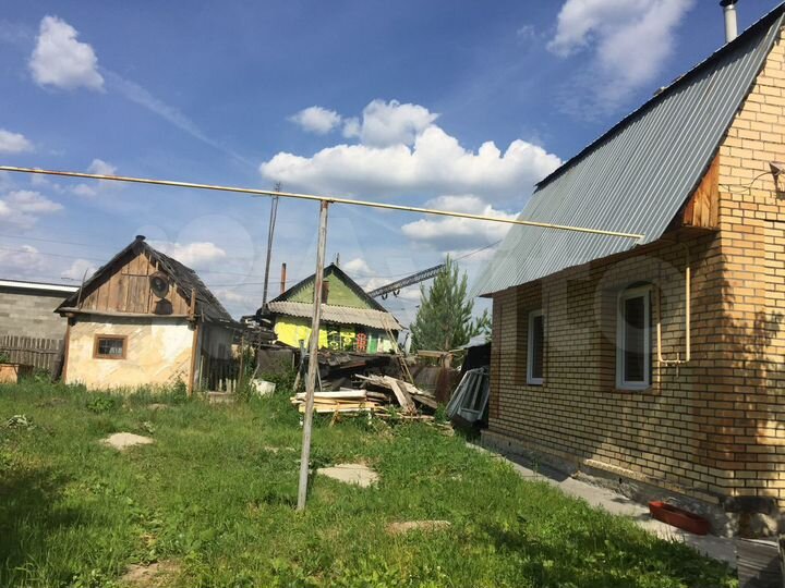 Дача 30 м² на участке 10 сот.