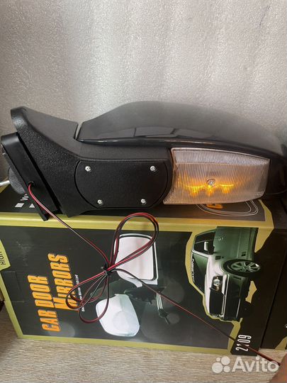 Зеркало боковое 2104-05-2107 с указателем поворот