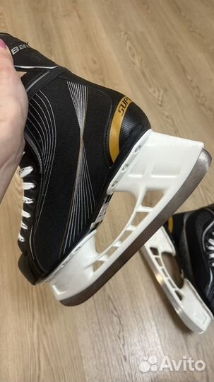 Хоккейные коньки bauer
