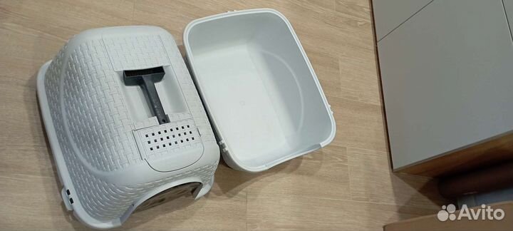 Закрытый лоток для кошек