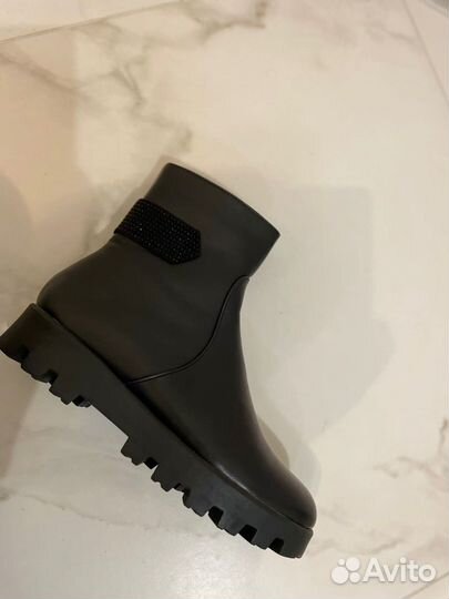Ботинки