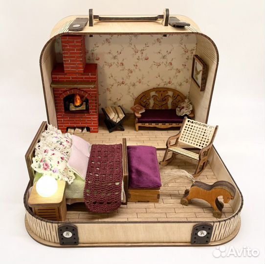 Кукольный домик-чемодан Викторианский