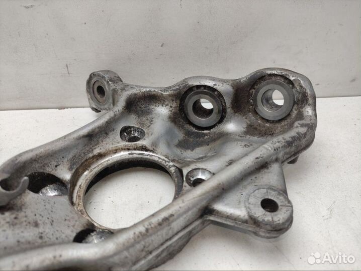 Кулак поворотный передний левый Bmw X5 E70 3.0 TDI