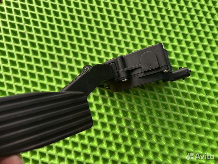 Педаль газа гранта калина приора