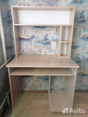 Компьютерный стол