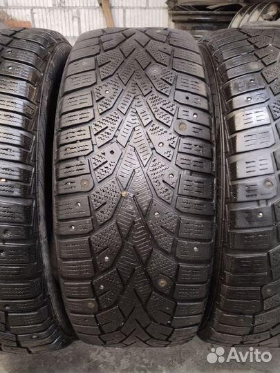 Gislaved NordFrost 100 215/60 R16