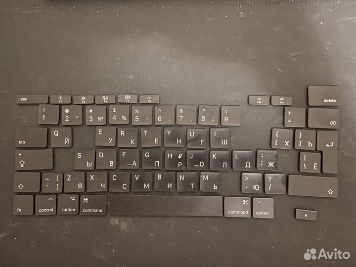 Кнопки клавиши клавиатура Apple MacBook бабочка