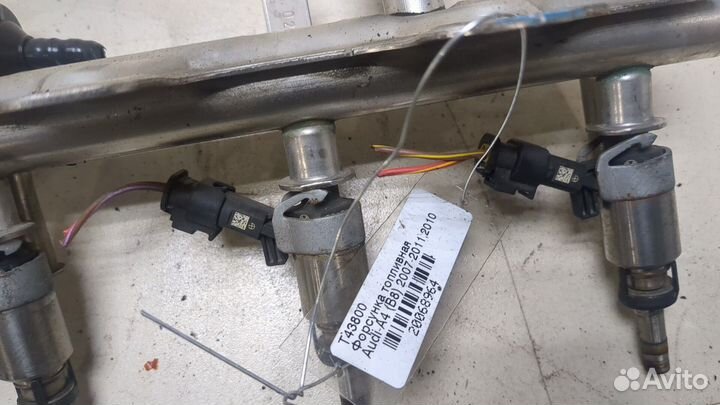Форсунка топливная Audi A4 (B8), 2010