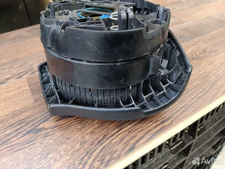 Муляж подушки в руль для Volkswagen Passat CC B7