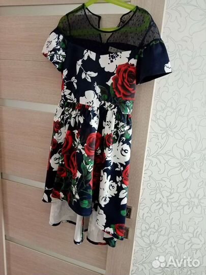 Платье коктельное