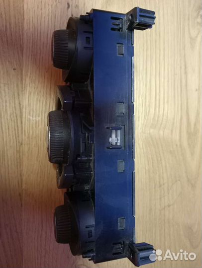 Панель управления климат-контролем Peugeot