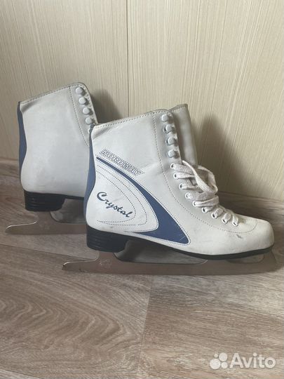 Коньки фигурные
