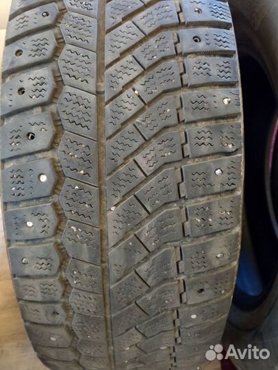 Viatti Brina Nordico V-522 215/60 R16