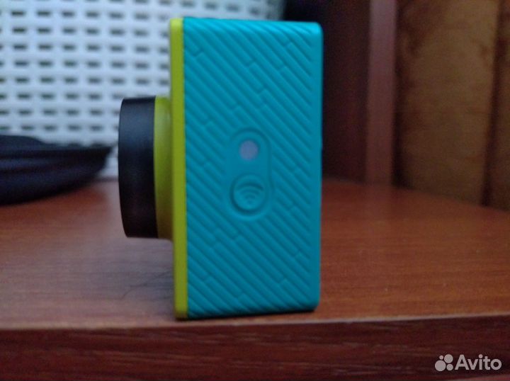 Экшн камера xiaomi yi