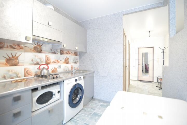 2-к. квартира, 63 м², 4/10 эт.