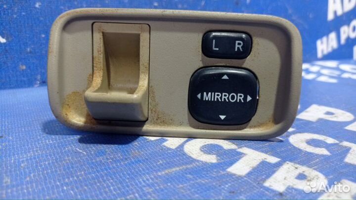 Блок управления зеркалами Toyota Camry 30 седан