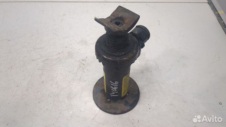 Домкрат Nissan Terrano 2, 2002