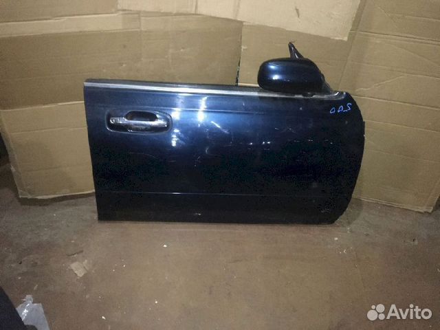 Дверь передняя правая Nissan Laurel GC34 синяя