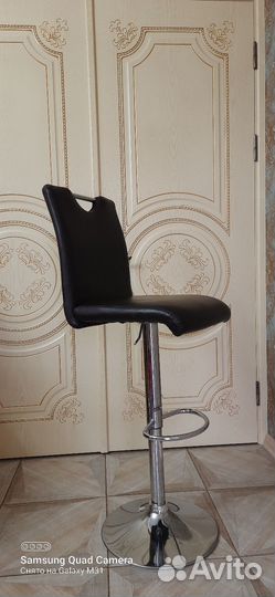 Барный стул