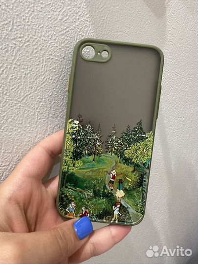 Чехол на iPhone 8