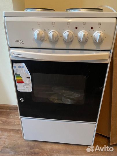 Электро плита с духовкой