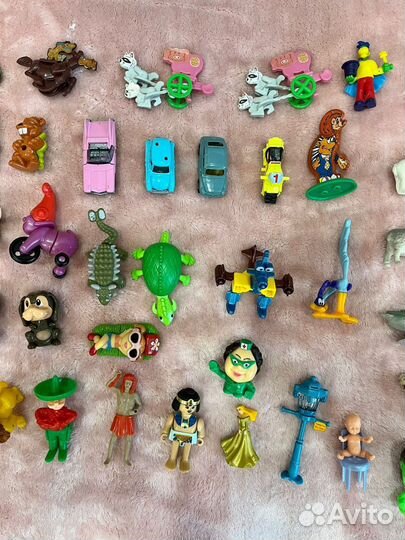 Коллекция фигурок из Киндера