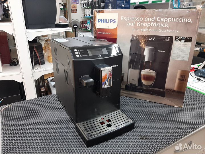 Кофемашина Philips EP3559