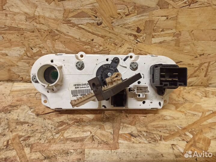 Блок управления печкой Ford Fusion