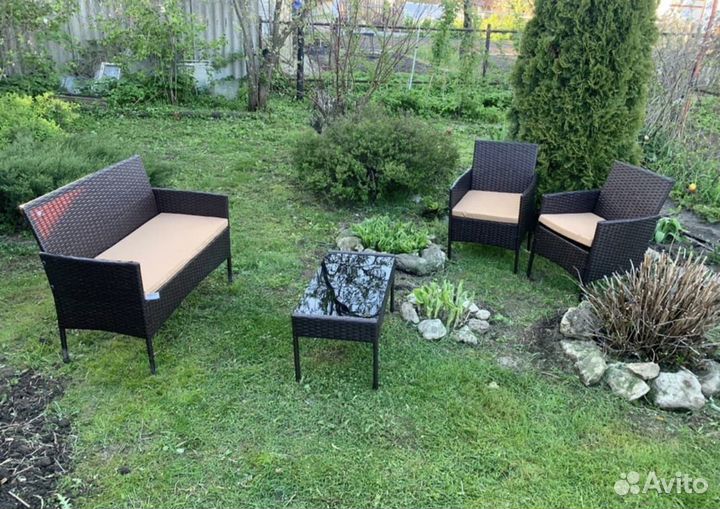 Комплект мебели из искуственного ротанга