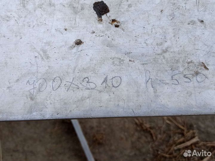 Подставка для телевизора