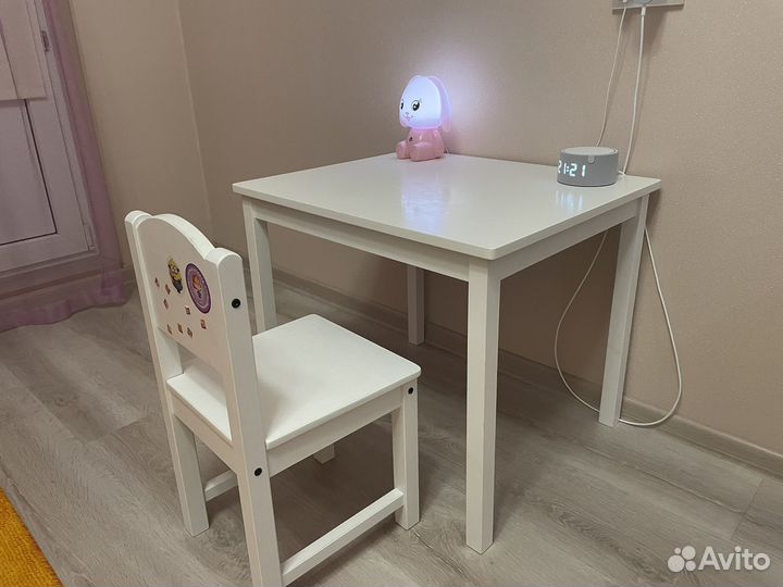 Детский столик и стулчик икея