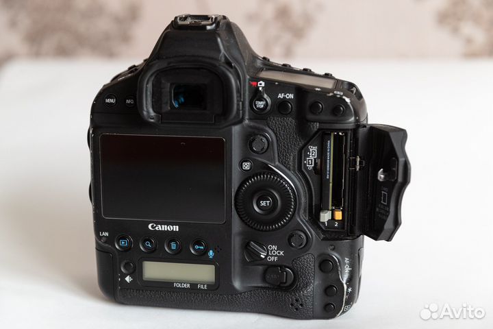 Canon 1Dx Mark II