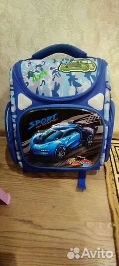 Школьный рюкзак