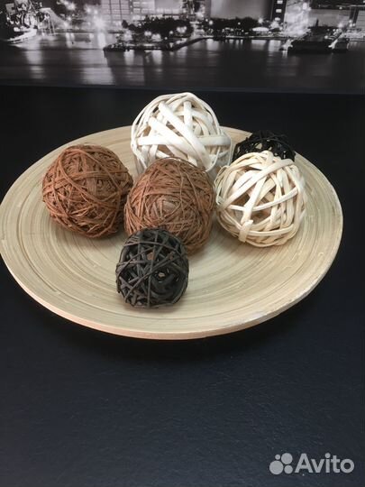 Тарелка, Чахэ IKEA (Бамбук) и декоративные шары