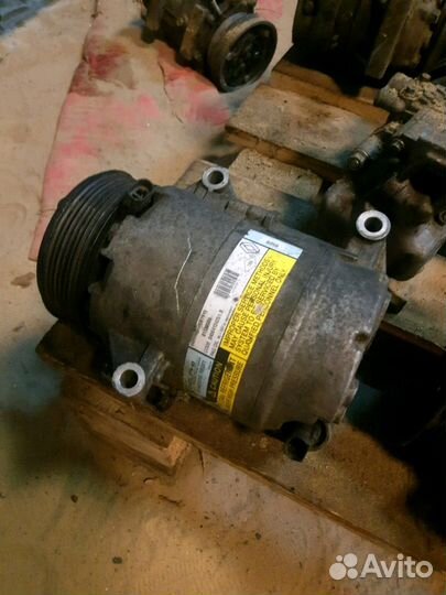 Компрессор кондиционера Renault Megane2 1.9dci