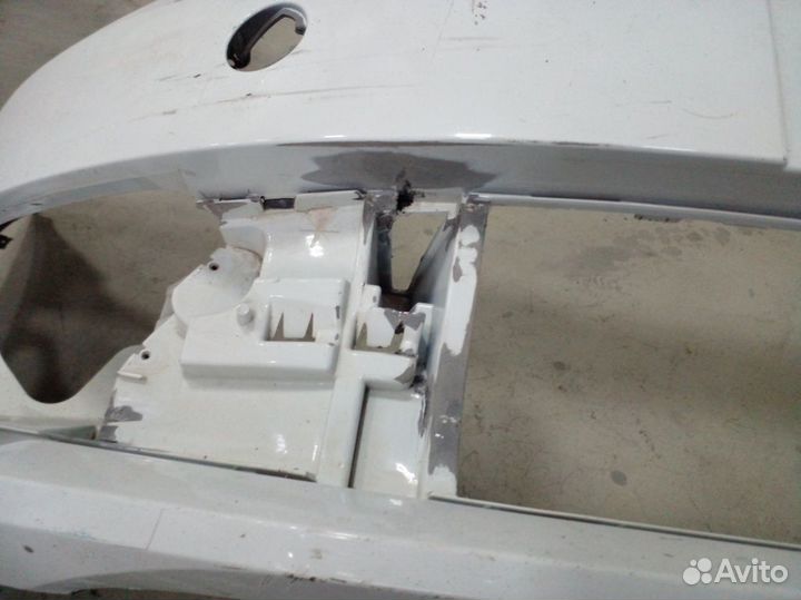 Бампер передний Skoda Octavia A7 2018 год