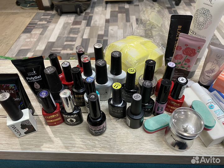 Гель лак для ногтей