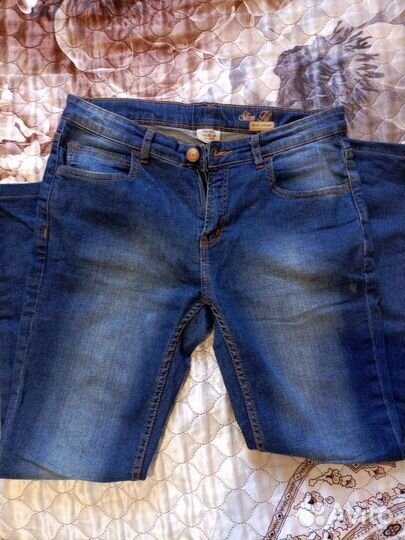 Джинсы новые