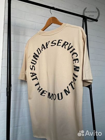 Футболка kanye west trustgod