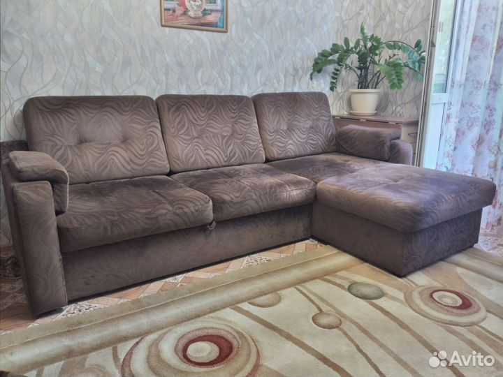 Угловой диван