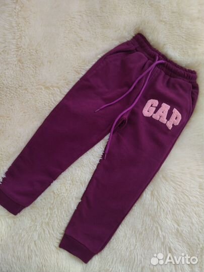 Костюм на девочку Gap новый